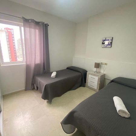 Apartamento Av Madrid 2H Benidorm Bagian luar foto