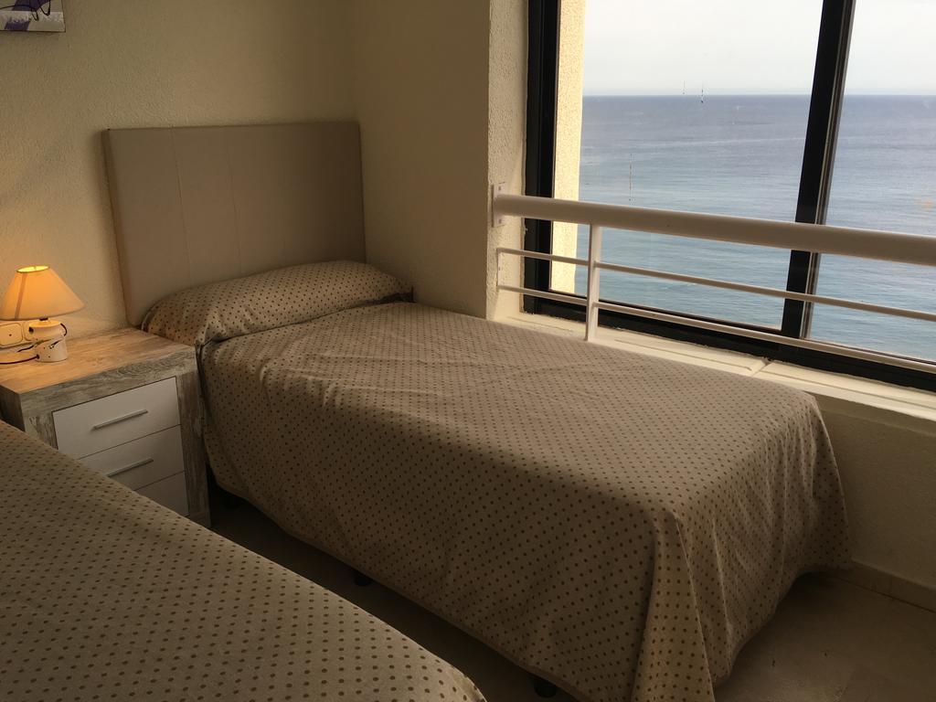 Apartamento Av Madrid 2H Benidorm Bagian luar foto