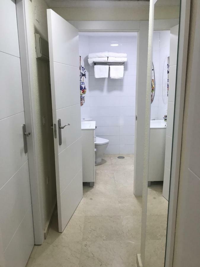 Apartamento Av Madrid 2H Apartment Benidorm Bagian luar foto